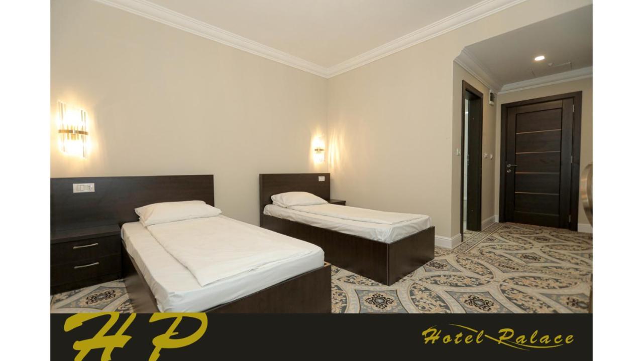 Hotel Palace Severin โดรเบตา-ตูร์นู เซเวริน ภายนอก รูปภาพ