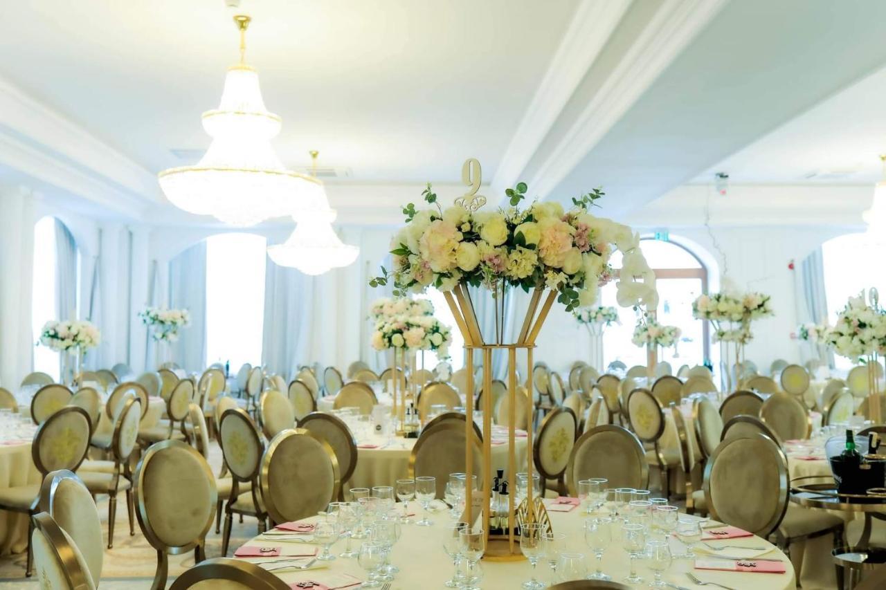 Hotel Palace Severin โดรเบตา-ตูร์นู เซเวริน ภายนอก รูปภาพ